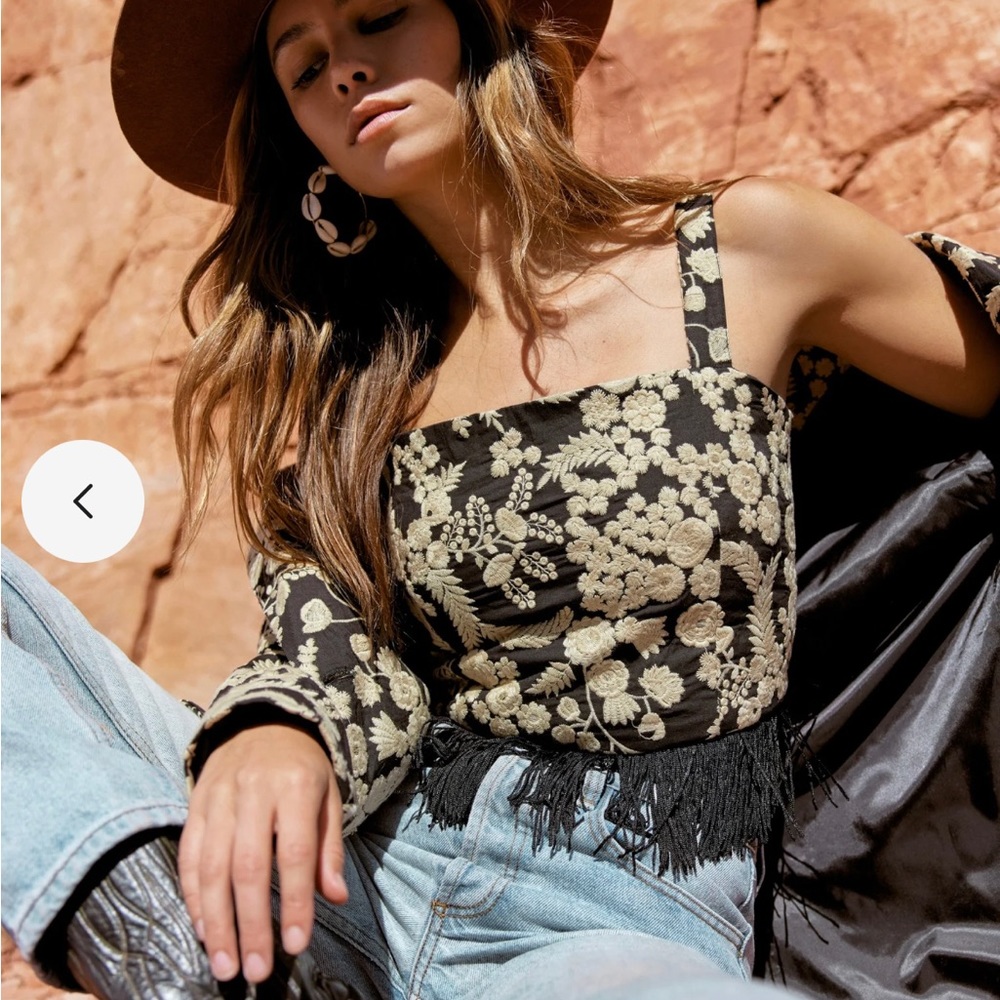 Eddy Top Doris Embroidered top. Size XXS
